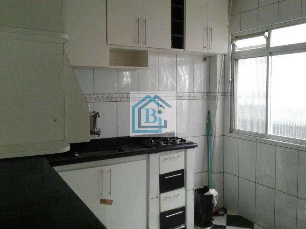 Apartamento à venda com 2 quartos, 55m² - Foto 11