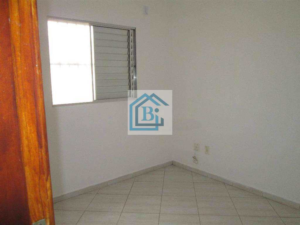 Casa à venda com 2 quartos, 60m² - Foto 8