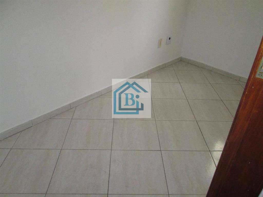 Casa à venda com 2 quartos, 60m² - Foto 11