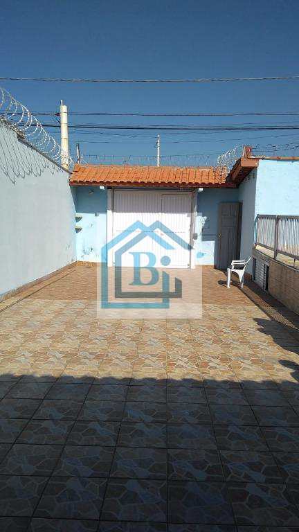 Casa para alugar com 4 quartos, 240m² - Foto 22