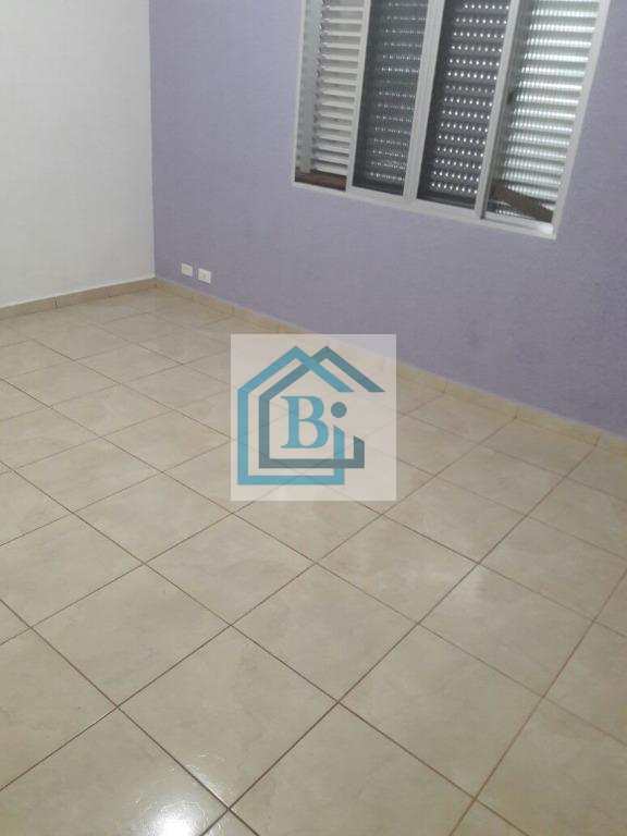 Casa à venda com 2 quartos, 80m² - Foto 5