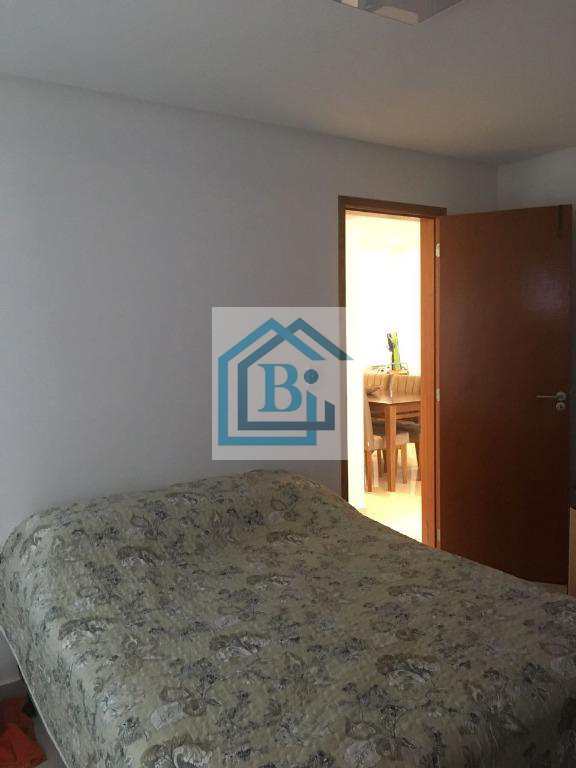 Apartamento à venda com 2 quartos, 84m² - Foto 3