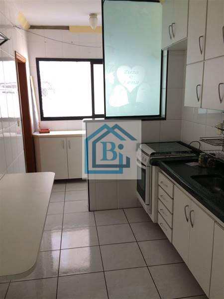 Apartamento à venda com 2 quartos, 74m² - Foto 9