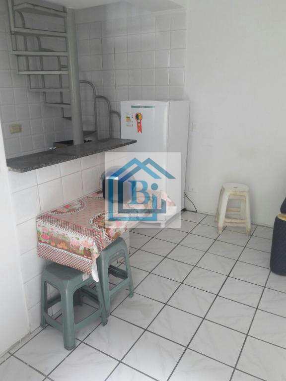 Sobrado para alugar com 1 quarto, 48m² - Foto 2