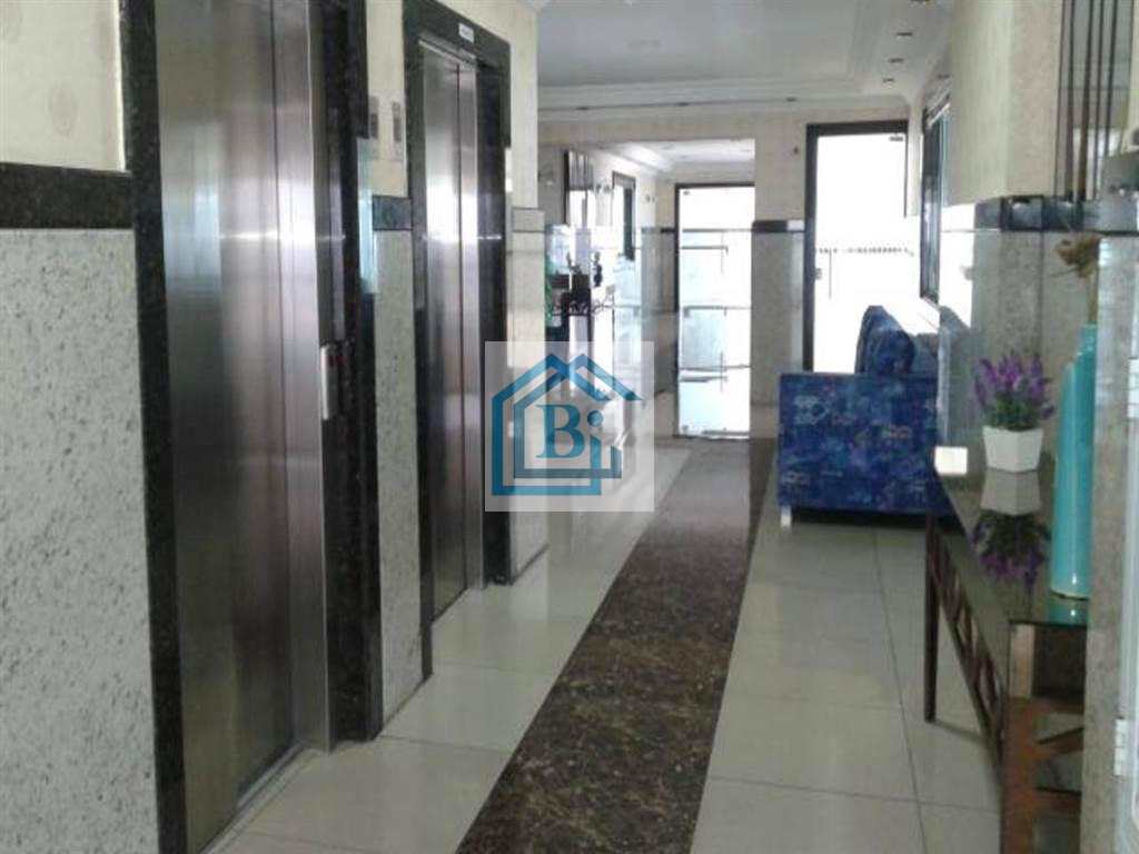 Apartamento à venda com 2 quartos, 80m² - Foto 20