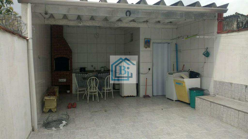 Casa à venda com 2 quartos, 90m² - Foto 7