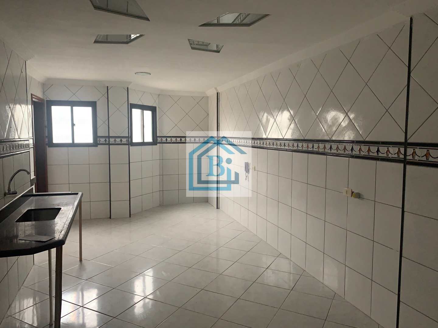 Apartamento à venda com 3 quartos, 150m² - Foto 8