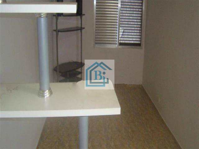 Apartamento à venda com 1 quarto, 65m² - Foto 8