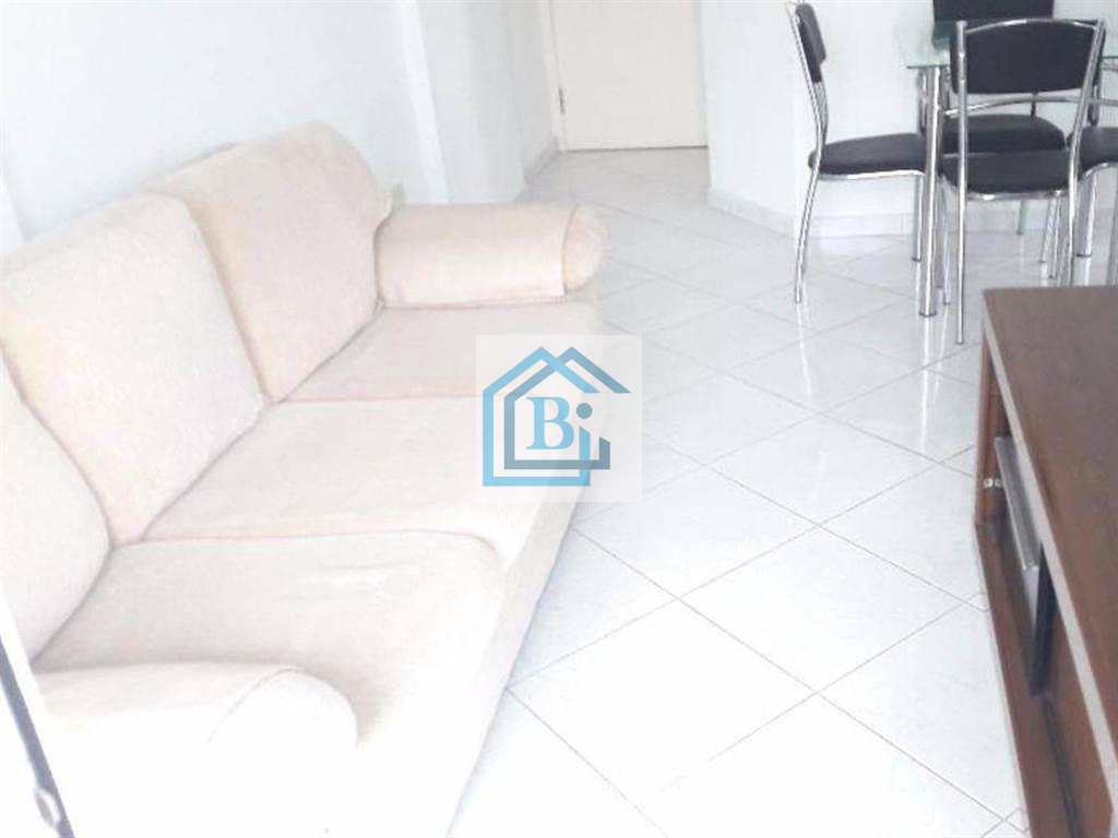 Apartamento à venda com 2 quartos, 67m² - Foto 8