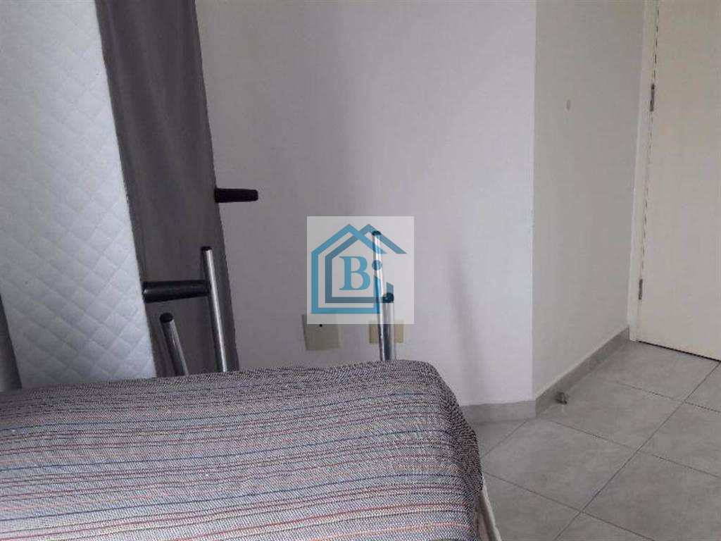 Apartamento à venda com 2 quartos, 67m² - Foto 4