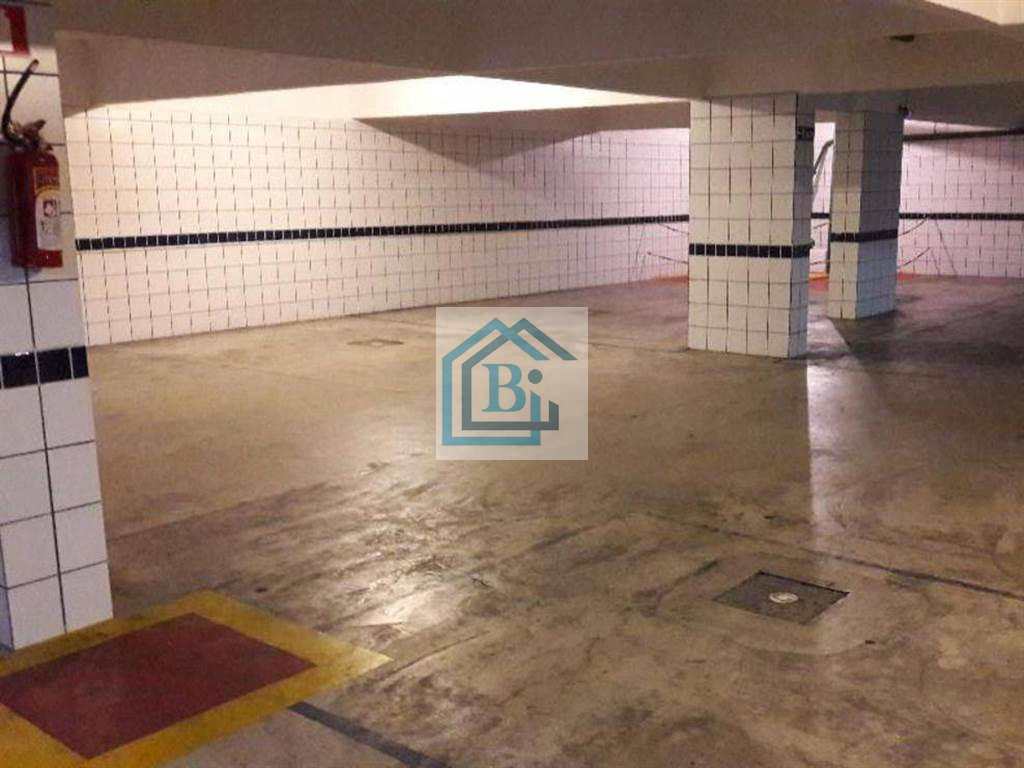 Apartamento à venda com 2 quartos, 67m² - Foto 13