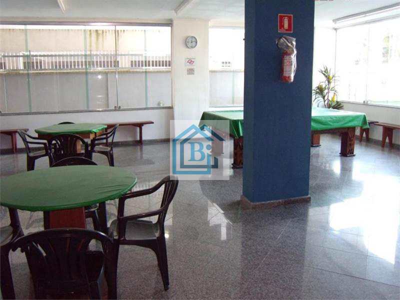 Apartamento à venda com 2 quartos, 85m² - Foto 14