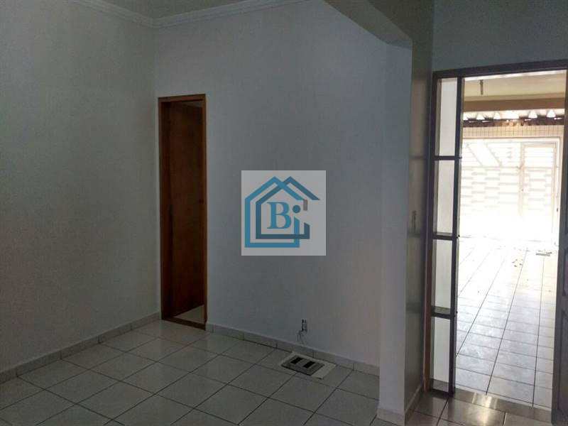 Casa à venda com 2 quartos, 151m² - Foto 4