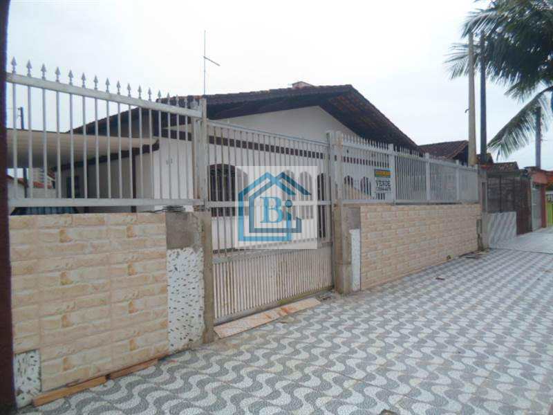 Casa à venda com 2 quartos, 100m² - Foto 2