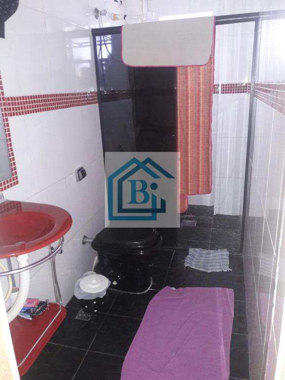 Apartamento à venda com 2 quartos, 70m² - Foto 3