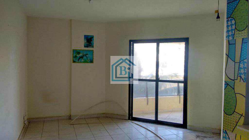 Apartamento para alugar com 3 quartos, 90m² - Foto 5