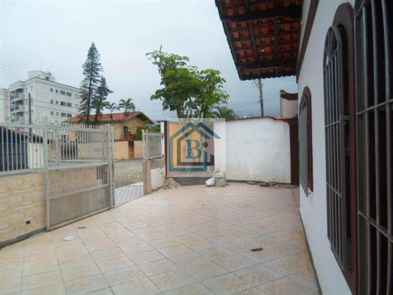 Casa à venda com 2 quartos, 100m² - Foto 13