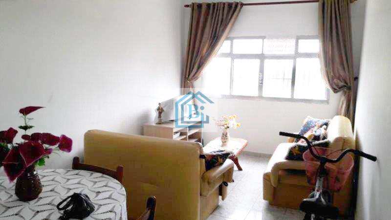 Apartamento à venda com 1 quarto, 45m² - Foto 13