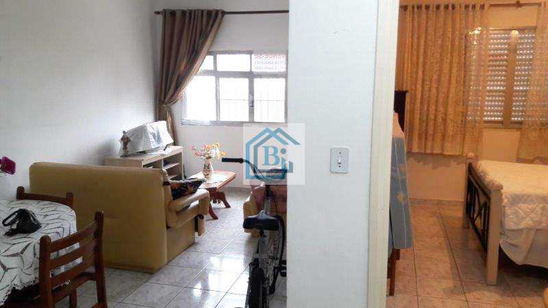 Apartamento à venda com 1 quarto, 45m² - Foto 3