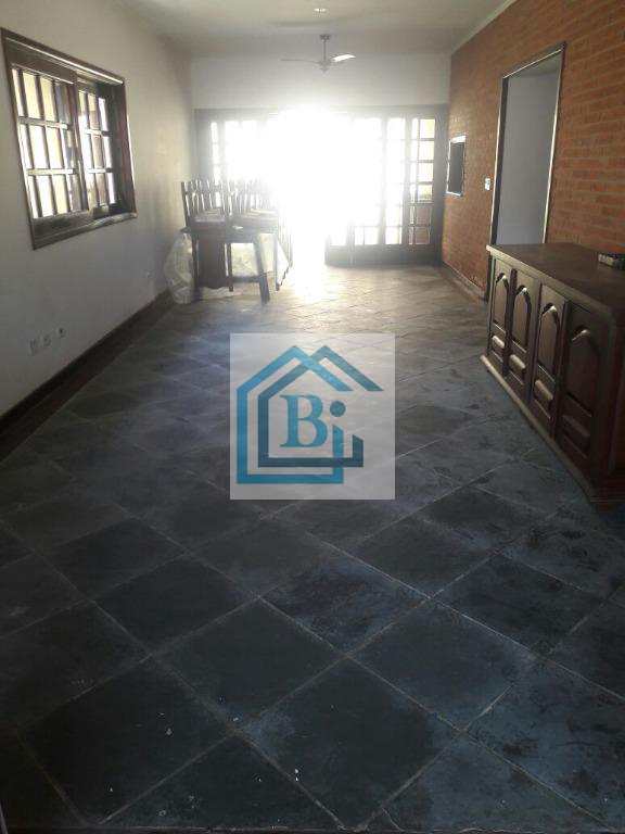 Casa à venda com 4 quartos, 340m² - Foto 25