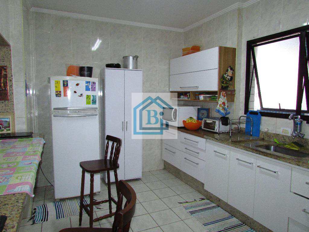 Apartamento à venda com 3 quartos, 110m² - Foto 5