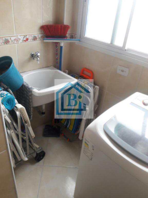 Apartamento à venda com 2 quartos, 75m² - Foto 4