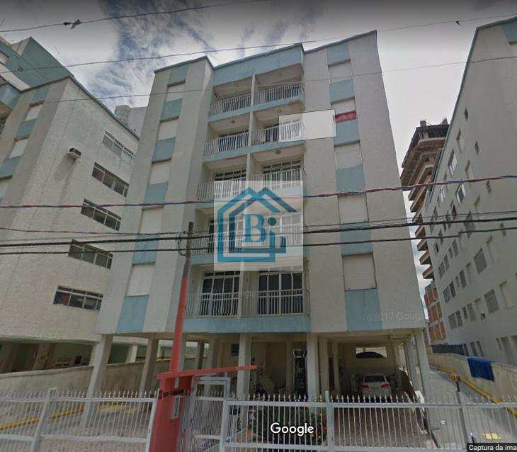 Apartamento à venda com 2 quartos, 70m² - Foto 1