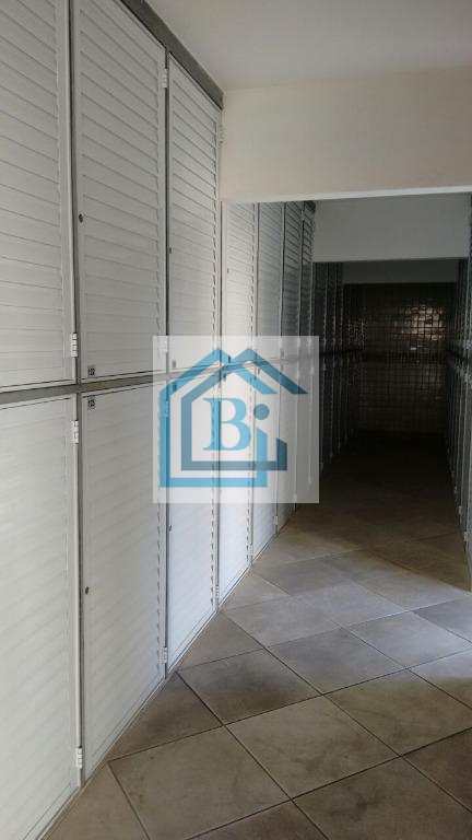 Apartamento à venda com 3 quartos, 158m² - Foto 18