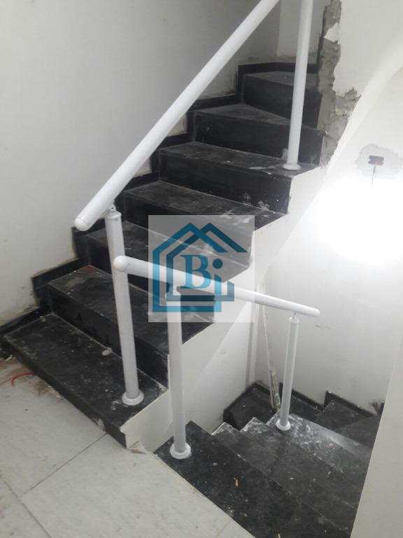 Sobrado à venda com 4 quartos, 160m² - Foto 8