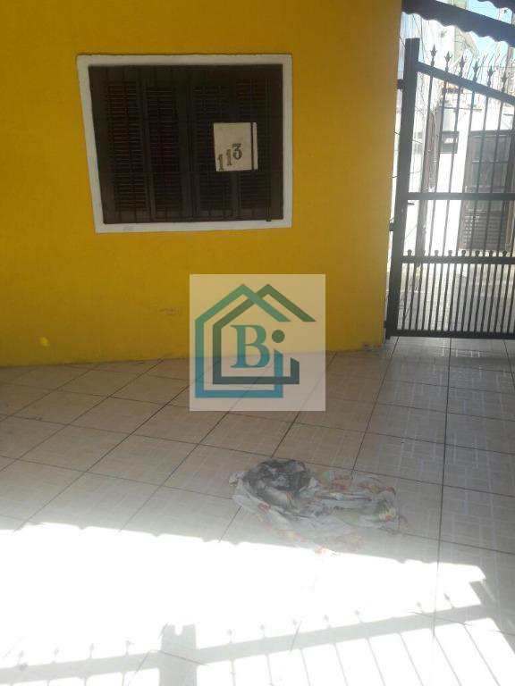 Sobrado à venda com 3 quartos, 60m² - Foto 2