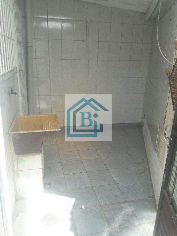 Sobrado à venda com 3 quartos, 60m² - Foto 9