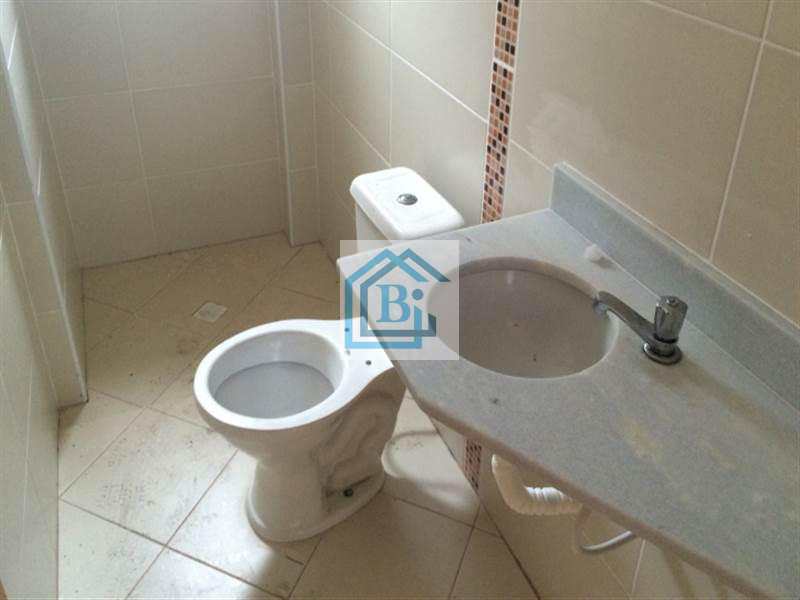 Apartamento à venda com 2 quartos, 68m² - Foto 4