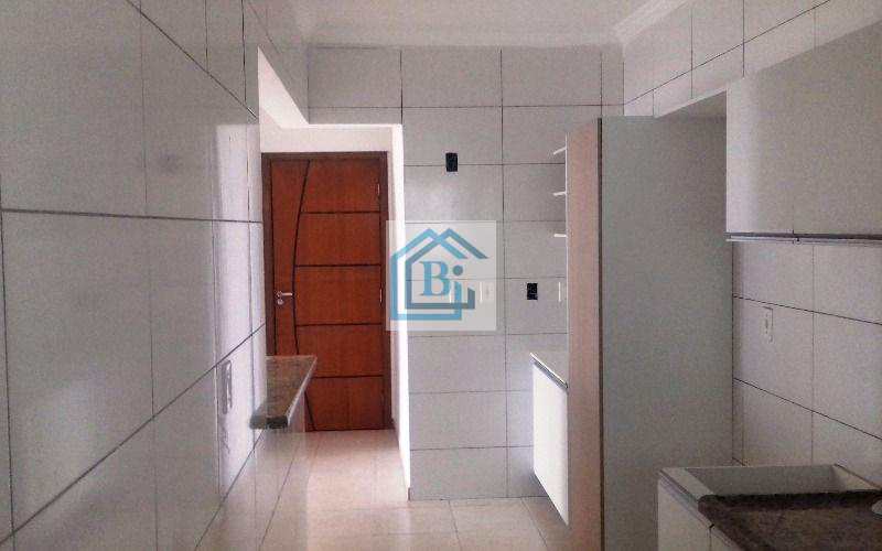 Apartamento à venda com 2 quartos, 65m² - Foto 14