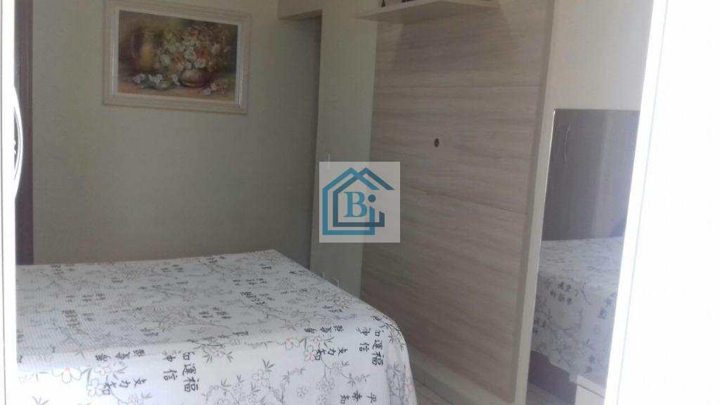 Apartamento à venda com 2 quartos, 75m² - Foto 7