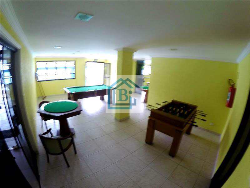 Apartamento à venda com 3 quartos, 97m² - Foto 18