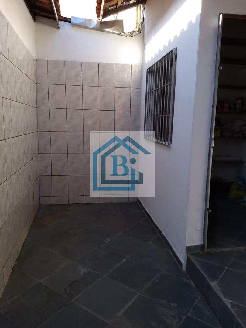 Casa à venda com 2 quartos, 104m² - Foto 16