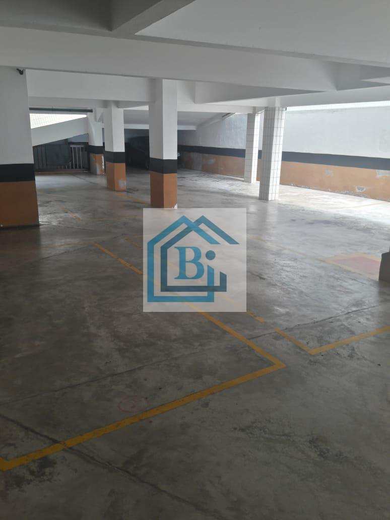 Apartamento à venda com 3 quartos, 93m² - Foto 4