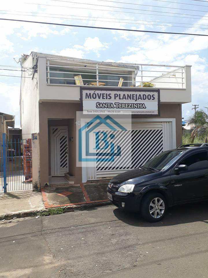 Sobrado à venda com 4 quartos, 130m² - Foto 1