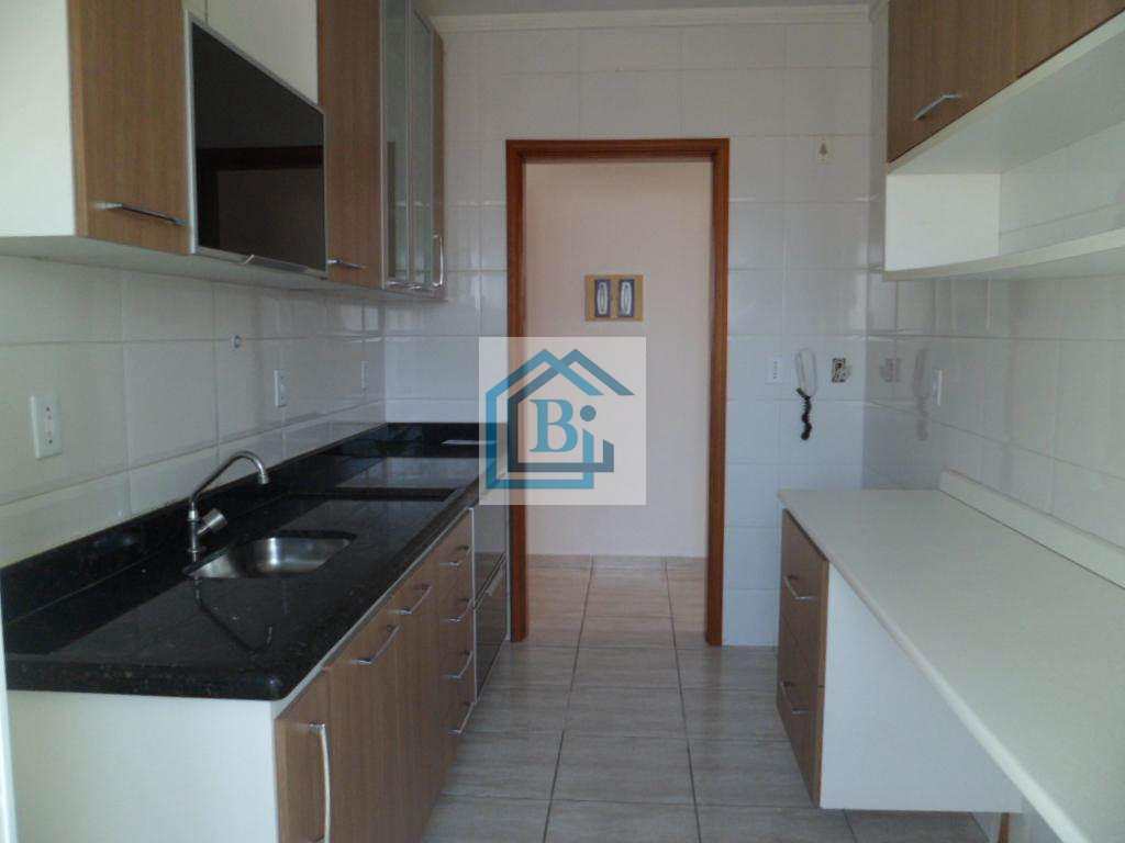 Apartamento à venda com 2 quartos, 70m² - Foto 9