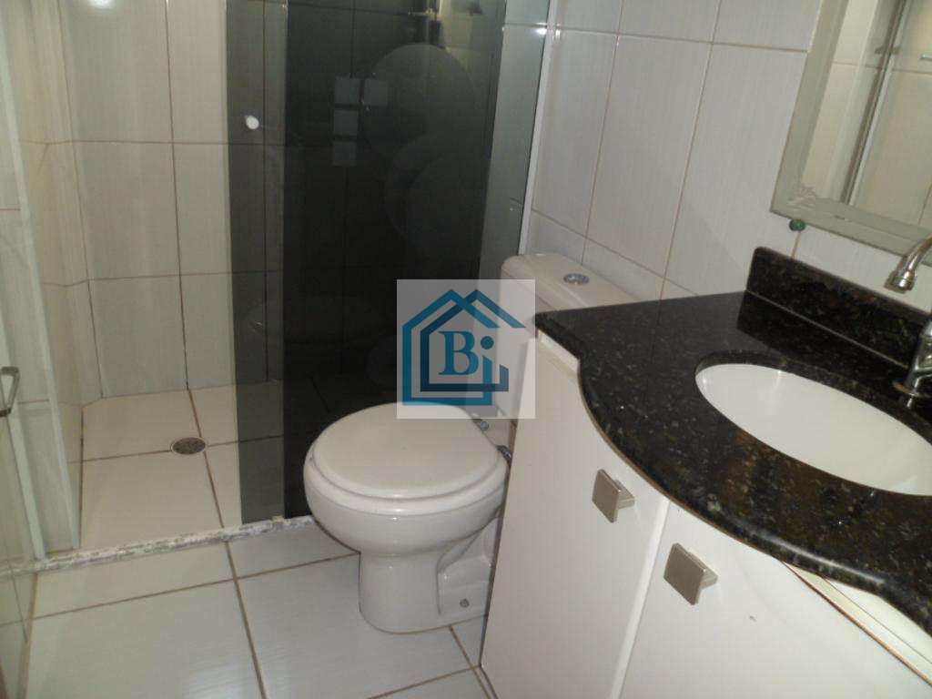 Apartamento à venda com 2 quartos, 70m² - Foto 15