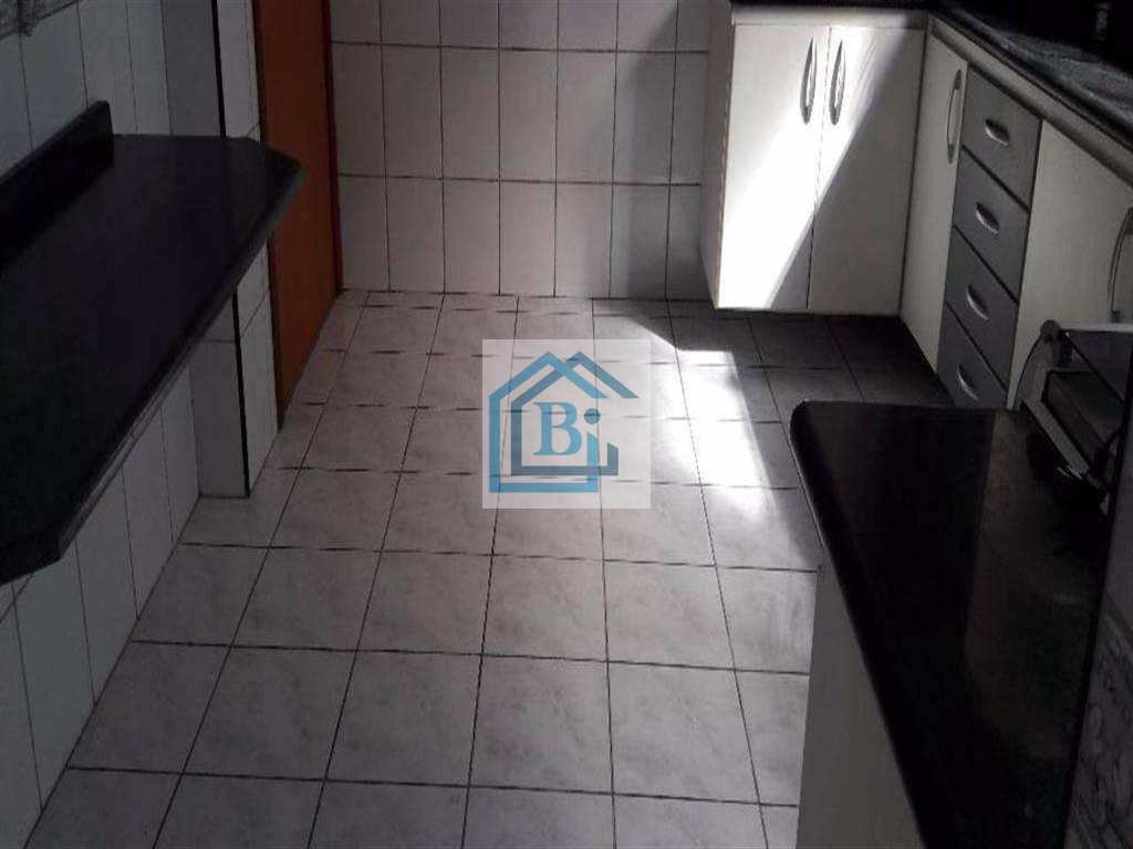 Apartamento à venda com 2 quartos, 80m² - Foto 21