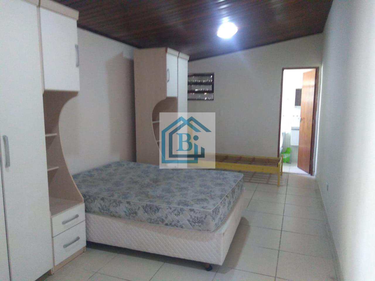 Casa à venda com 4 quartos, 175m² - Foto 15