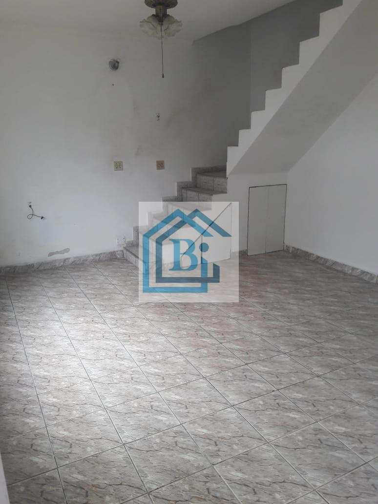 Sobrado à venda com 3 quartos, 120m² - Foto 3