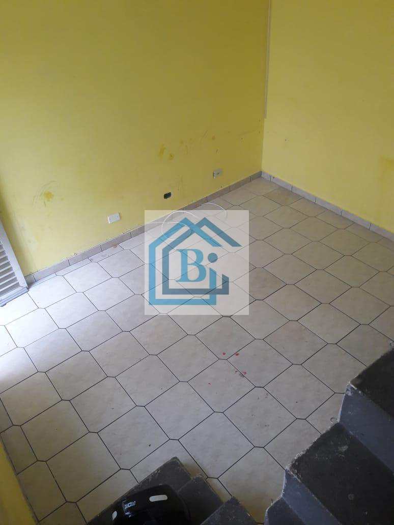 Sobrado à venda com 2 quartos, 63m² - Foto 2