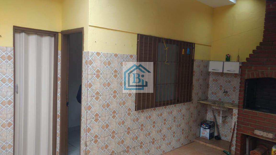 Casa à venda com 3 quartos, 112m² - Foto 18