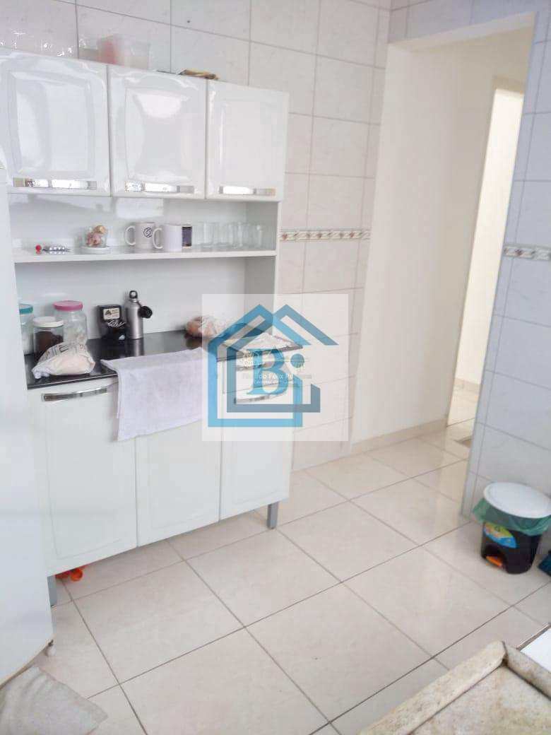 Apartamento à venda com 1 quarto, 50m² - Foto 5