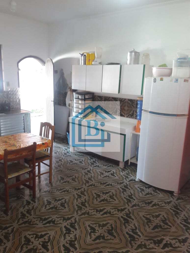 Casa para alugar com 3 quartos, 100m² - Foto 4