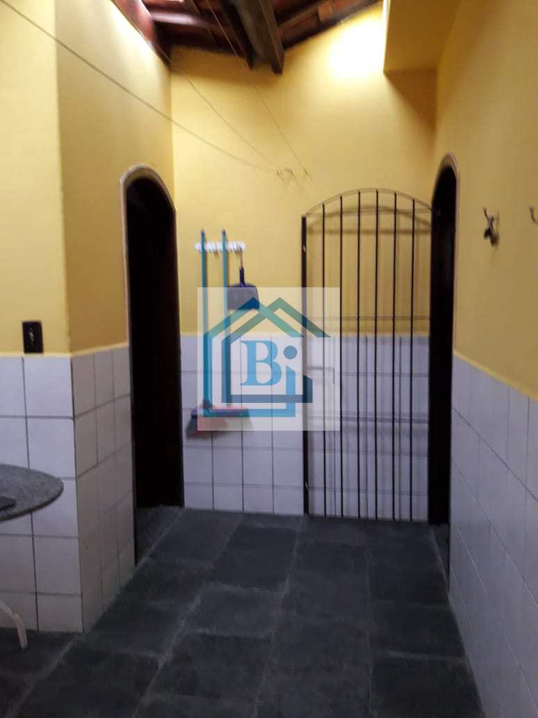 Casa à venda com 2 quartos, 100m² - Foto 9