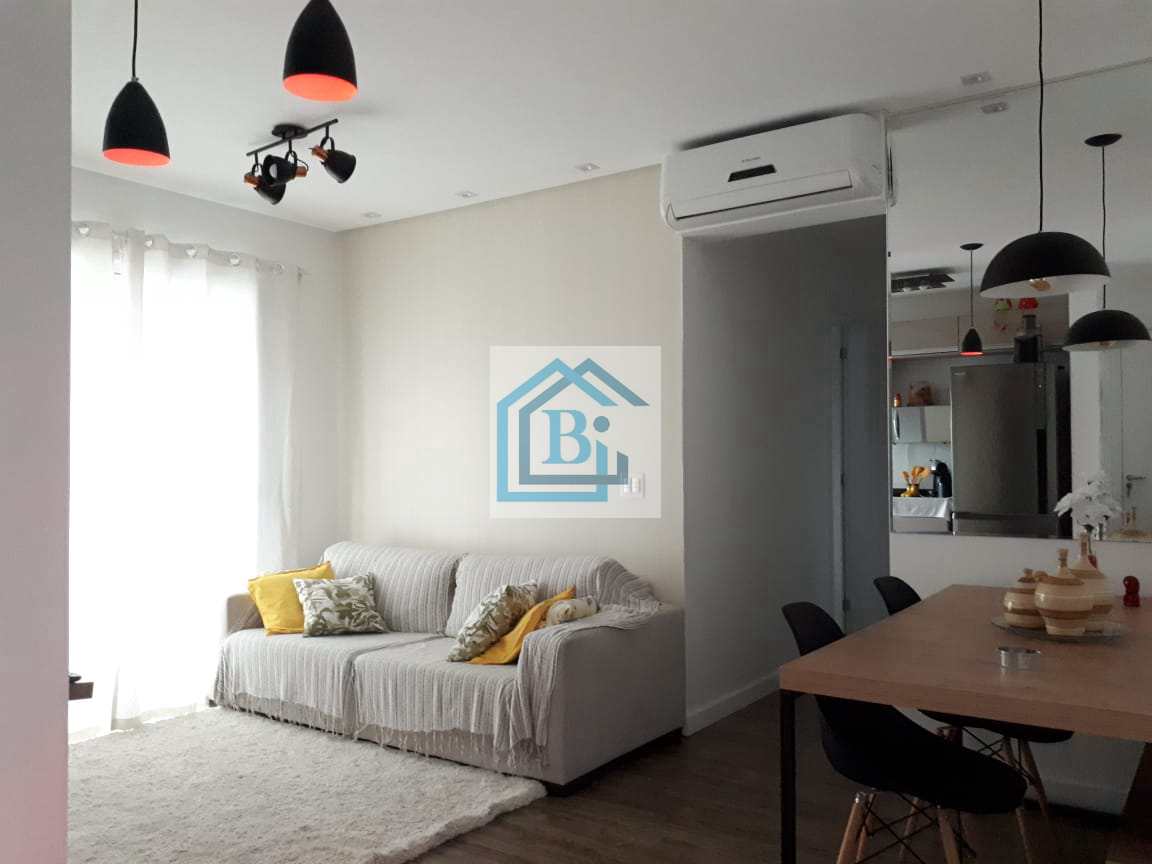 Apartamento à venda com 2 quartos, 62m² - Foto 1