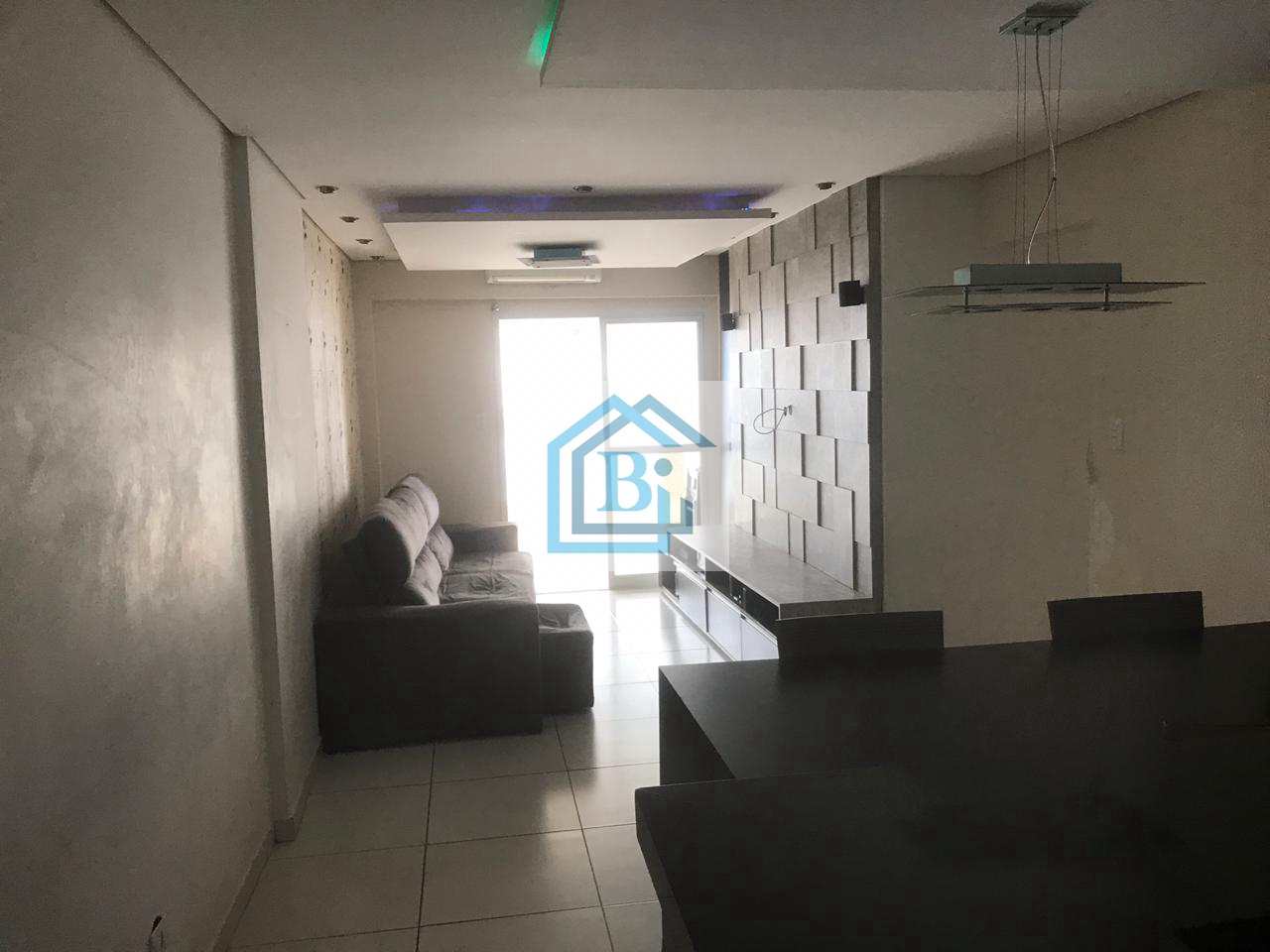 Apartamento à venda com 3 quartos, 100m² - Foto 1